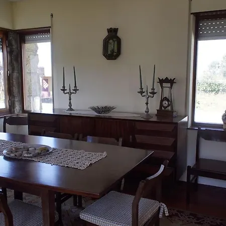 3 Bedroom House With Garden * Afife