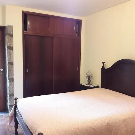 3 Bedroom House With Garden Holiday home *