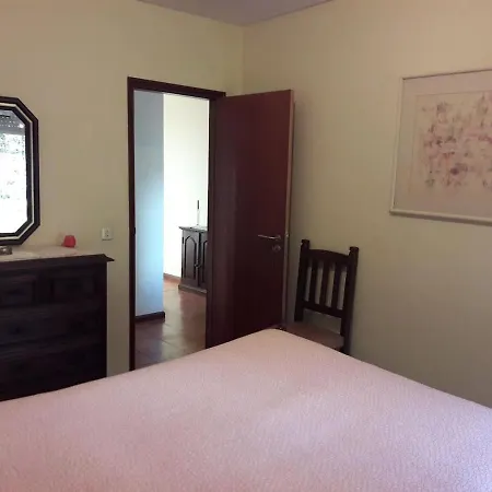 3 Bedroom House With Garden 別荘 *